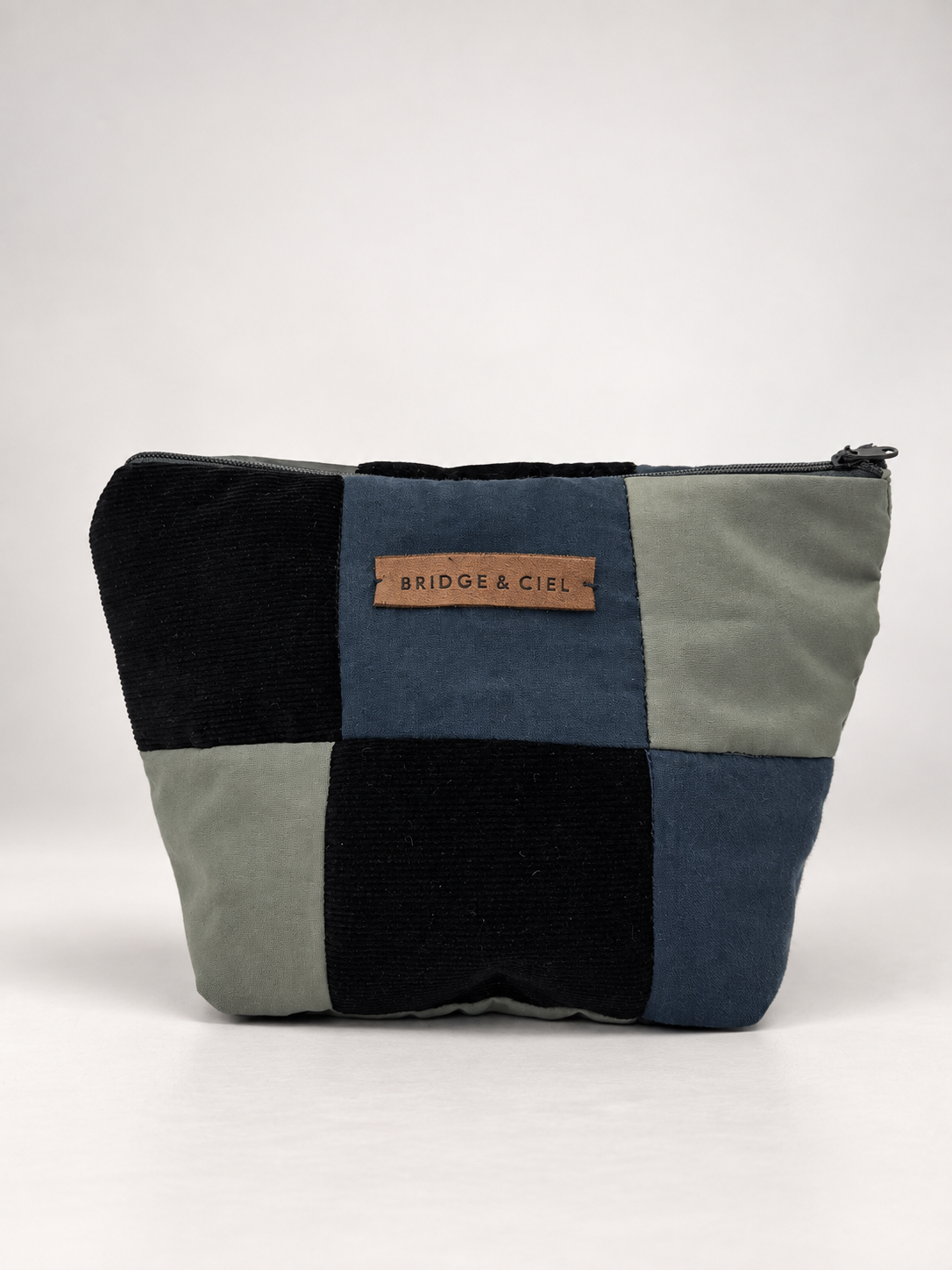 Ocean Pouch